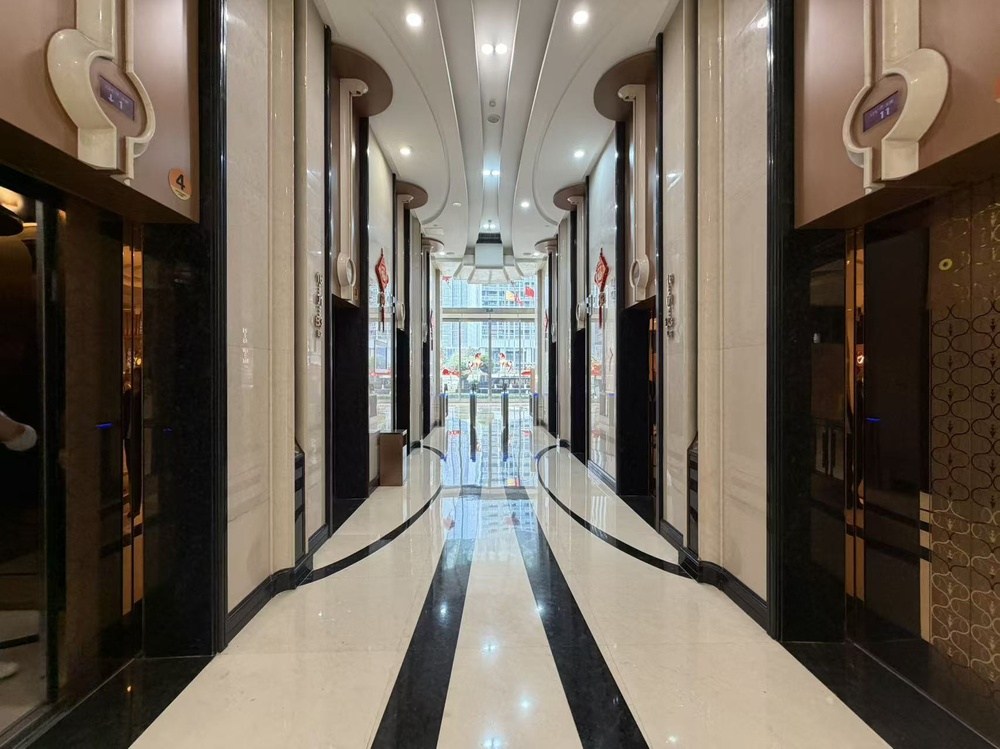 电梯厅1